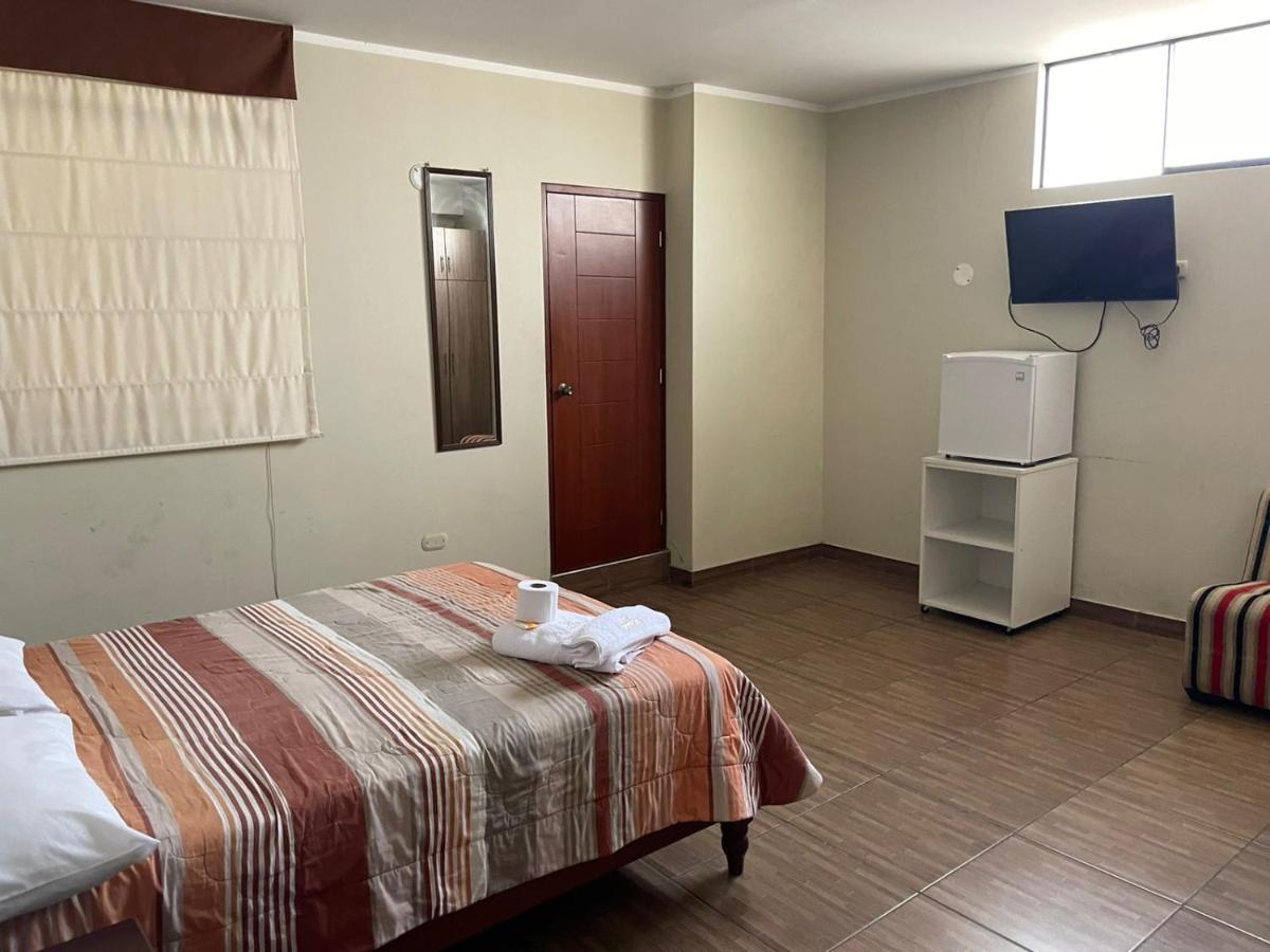 Hotel Plaza Barranca Luaran gambar