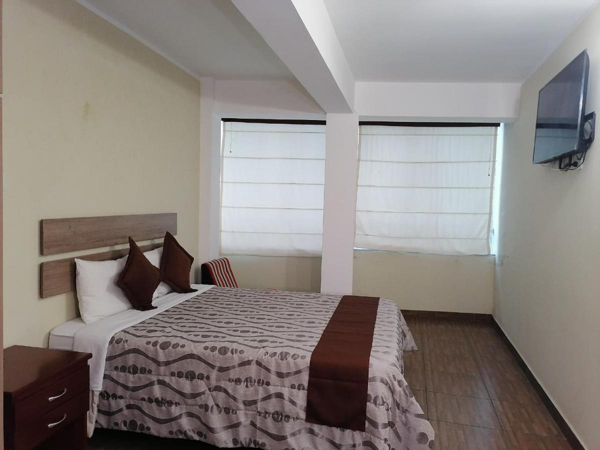 Hotel Plaza Barranca Luaran gambar